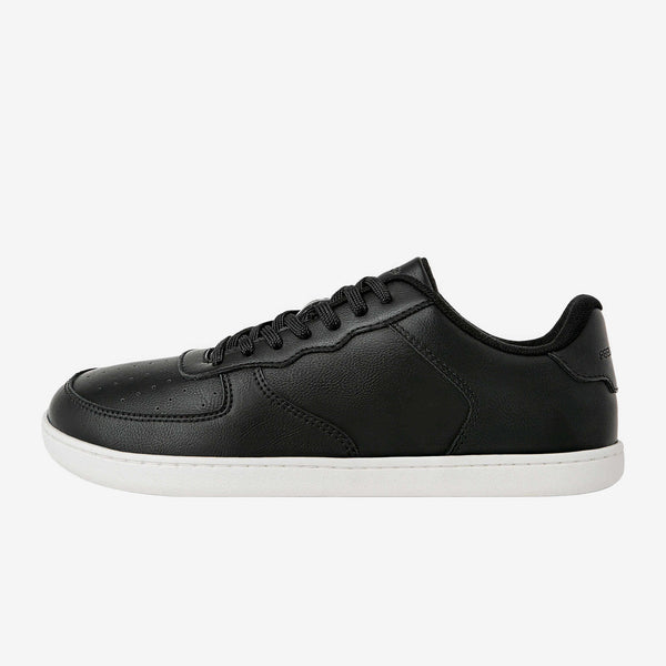 Courtside Classic - Black & White