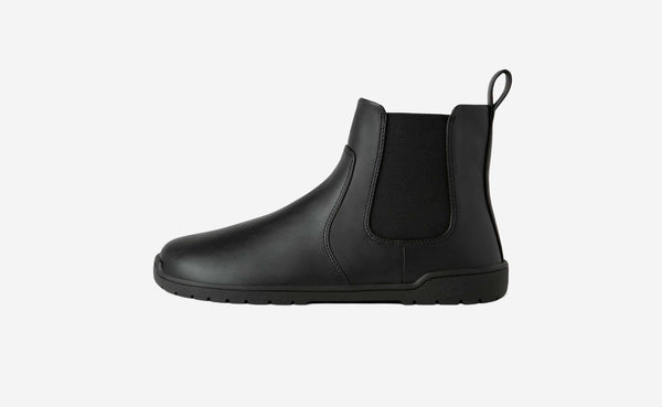 Chelsea All Black ǀ Feelgrounds - Main Image